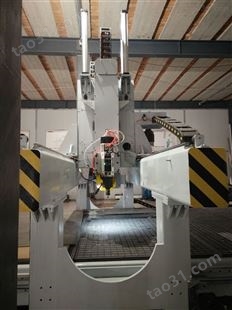 型材加工中心，铝型材、铝蜂窝板通用五轴数控金属雕刻机